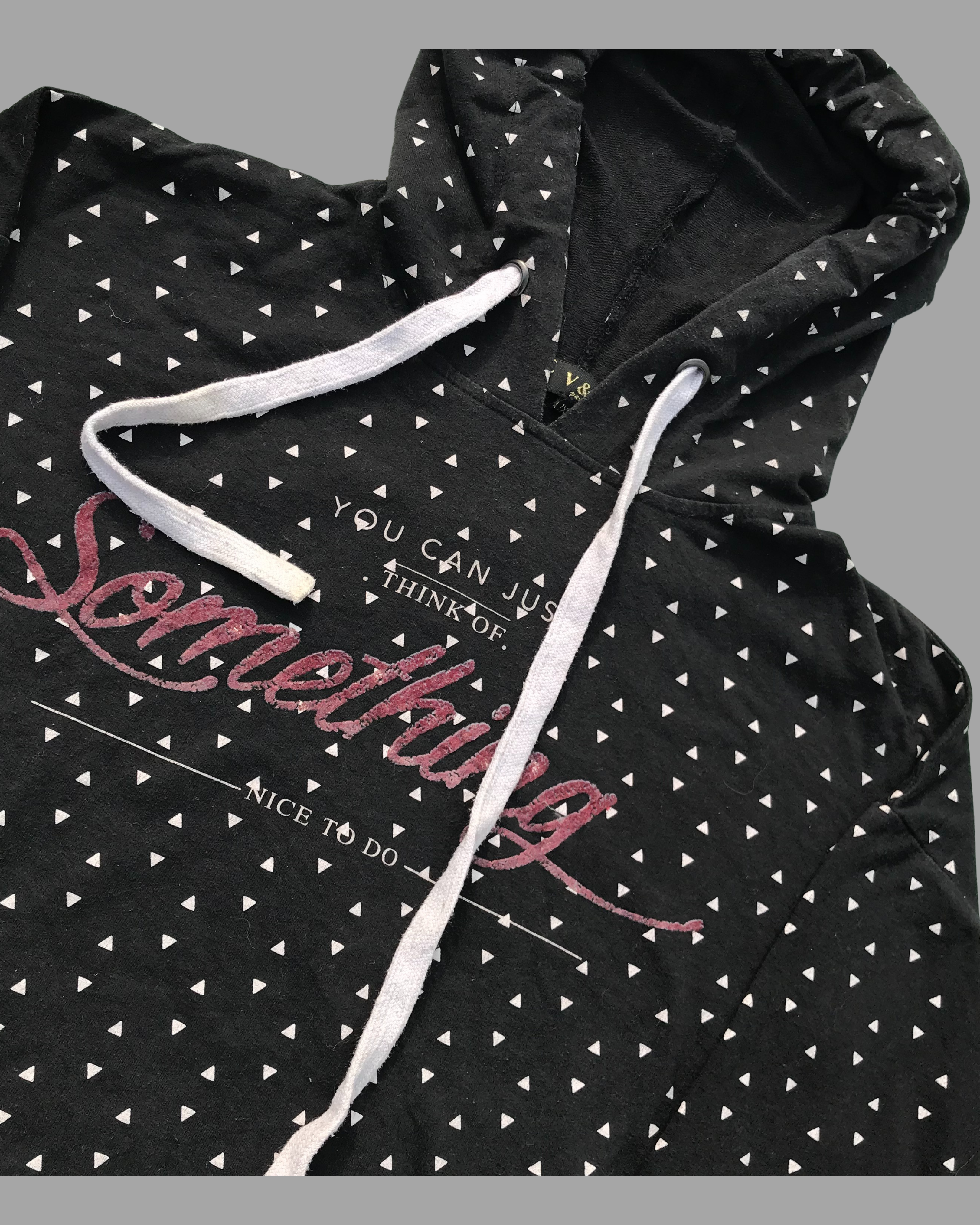 PREMIUM HOODIE