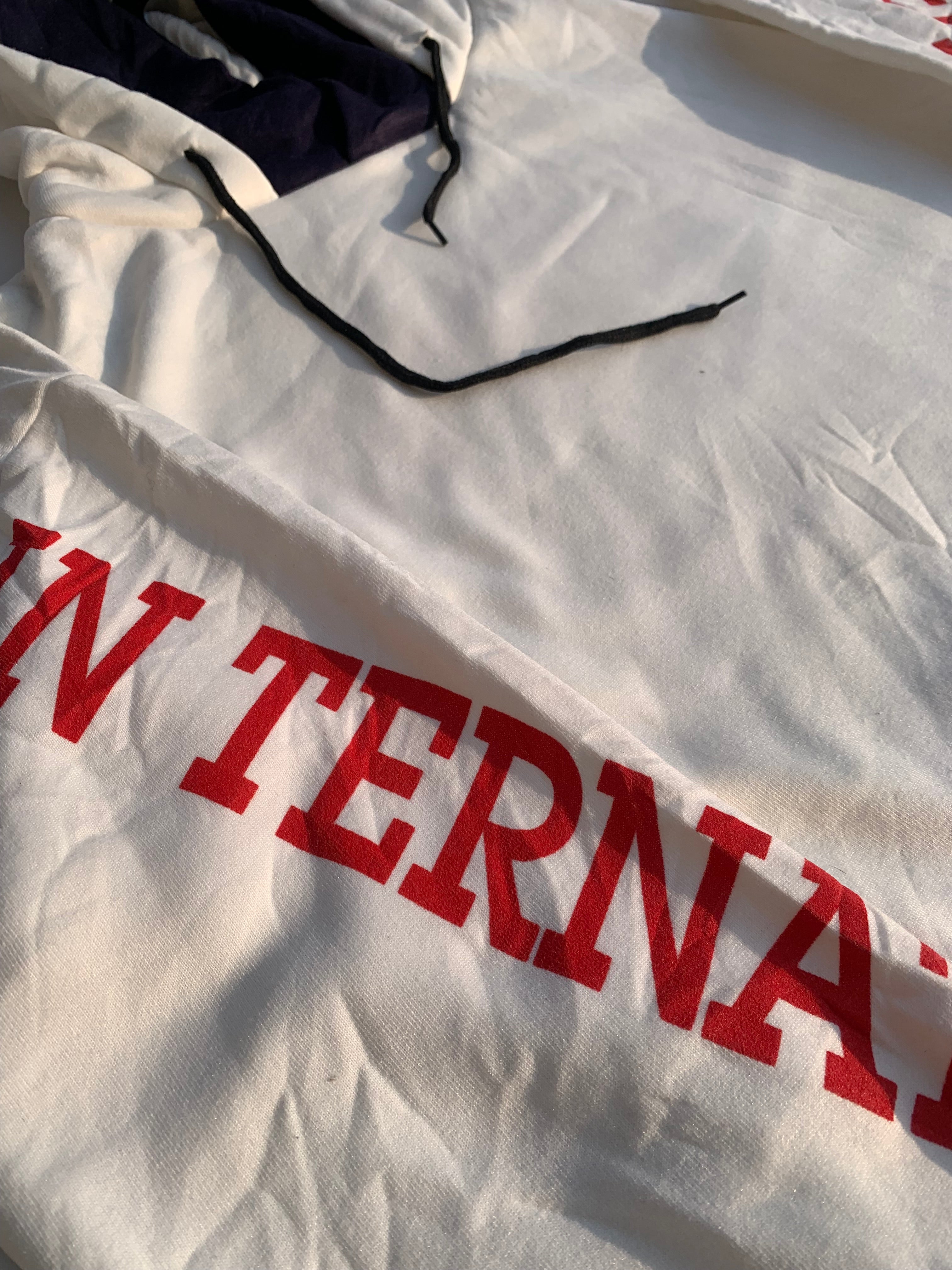 WHITE BACK PRINT HOODIE