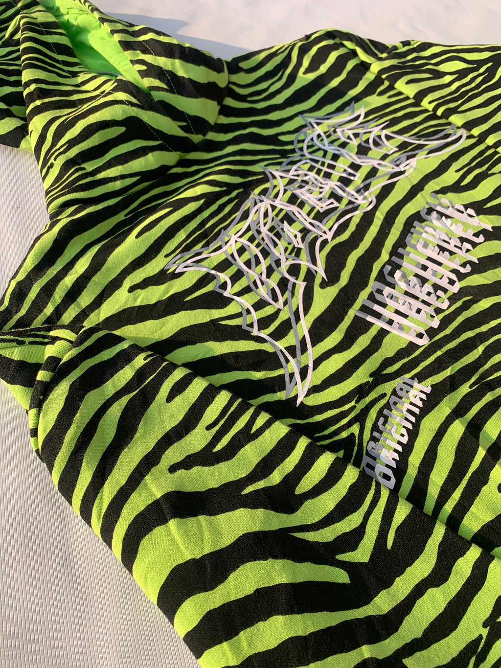 CHITA PRINTED HOODIE