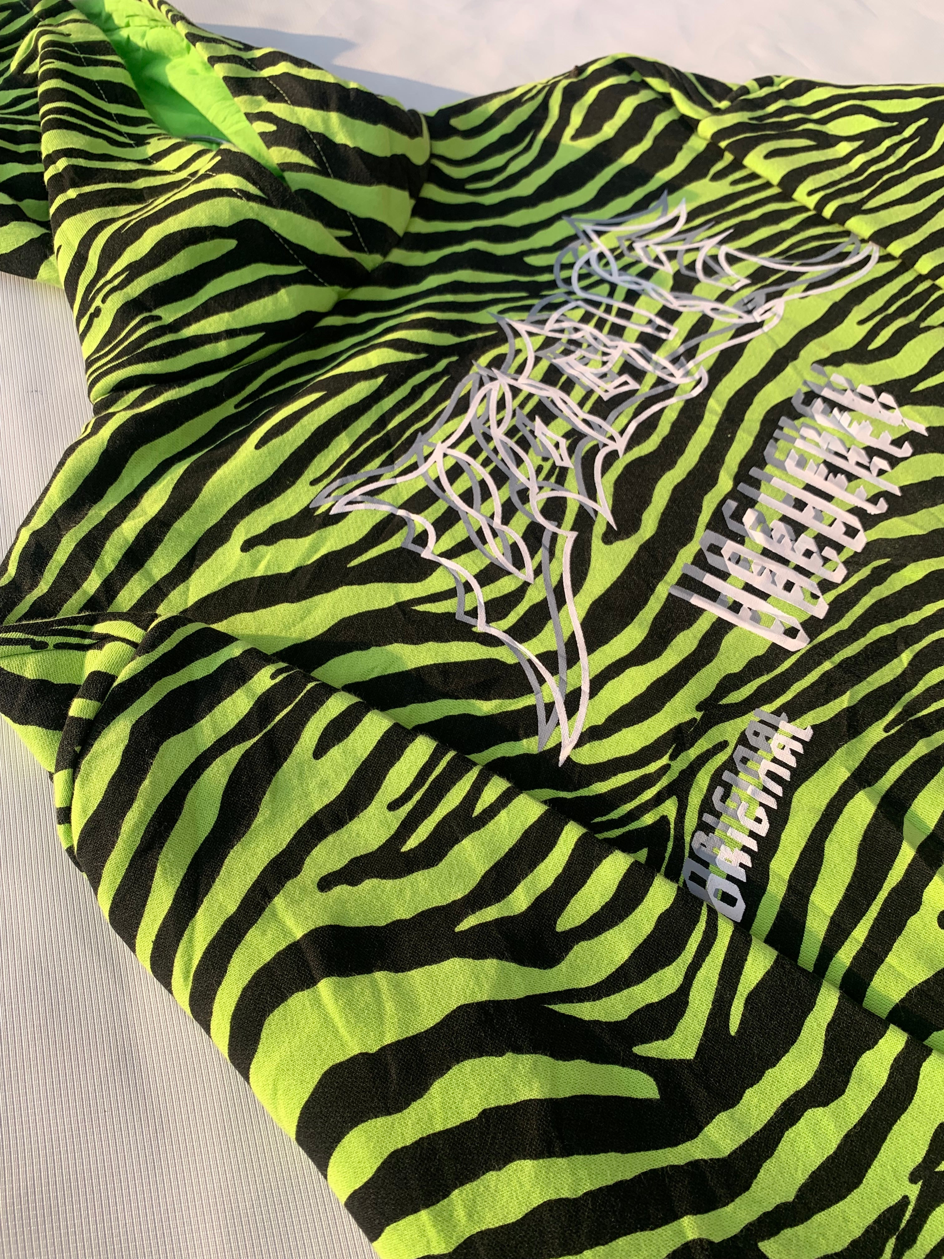 CHITA PRINTED HOODIE