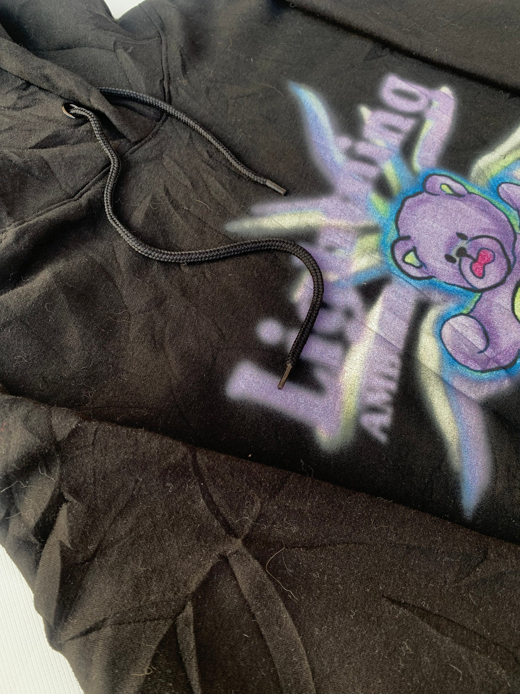 PRINTED BLACK HOODIE