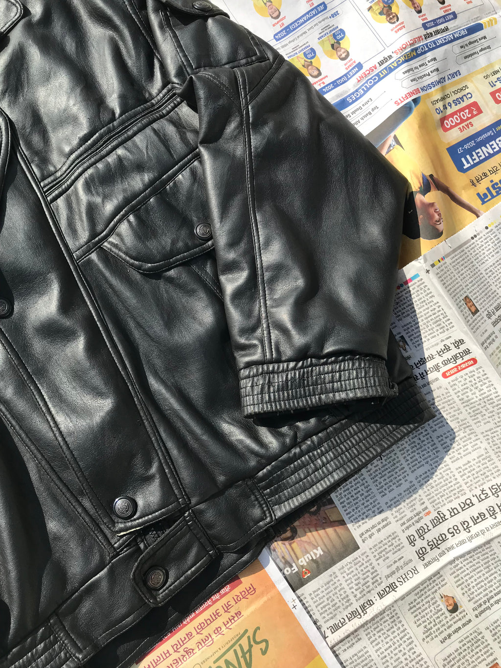 LEATHER JACKET